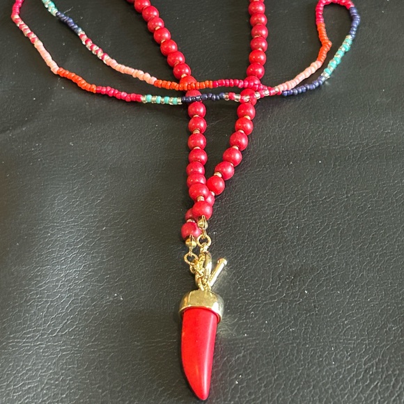 Red Horn Beaded BOHO Necklace - Picture 4 of 8